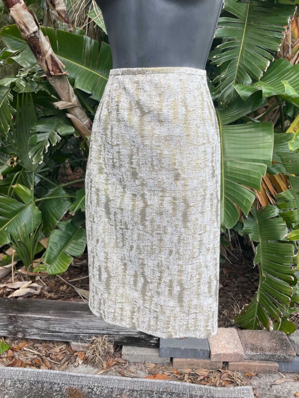 Calvin Klein gold, brocade abstract, pencil skirt